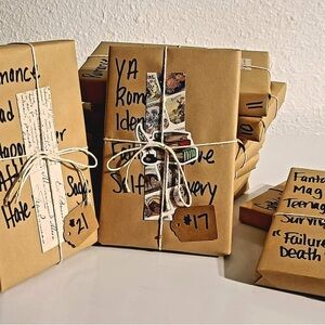 BASIC- Blind Date with a Book 📚